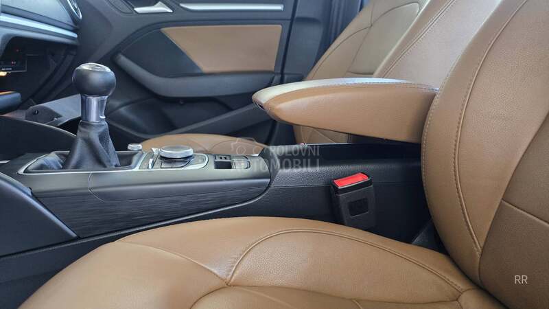 Audi A3 1.6 TDI  S Line