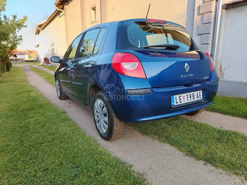 Renault Clio 