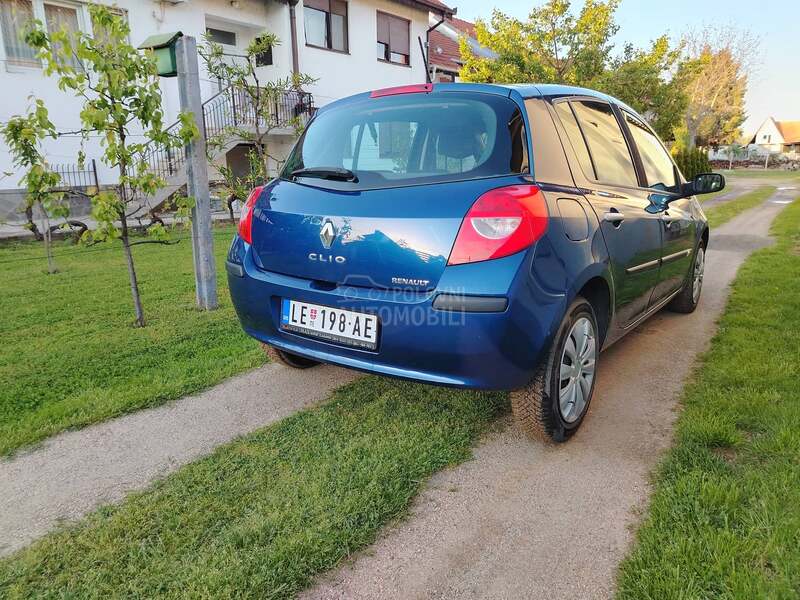 Renault Clio 