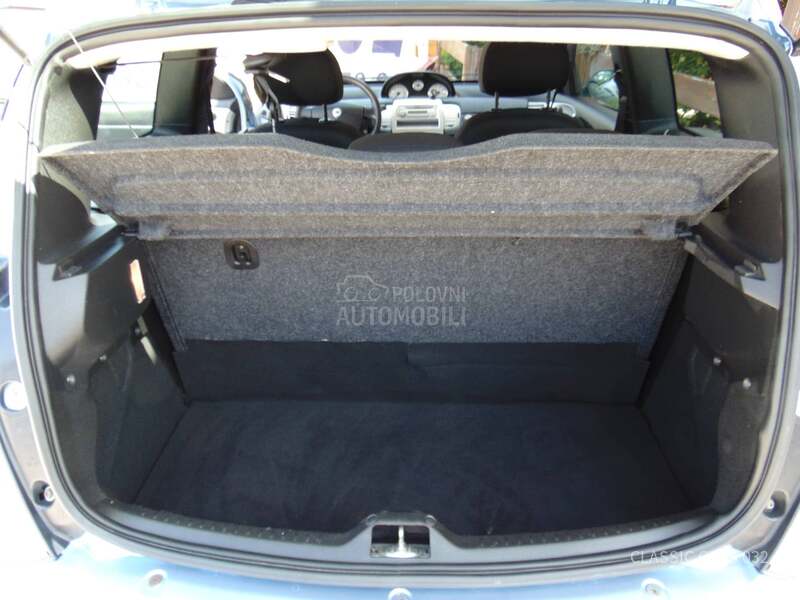 Lancia Ypsilon 1.2 8V