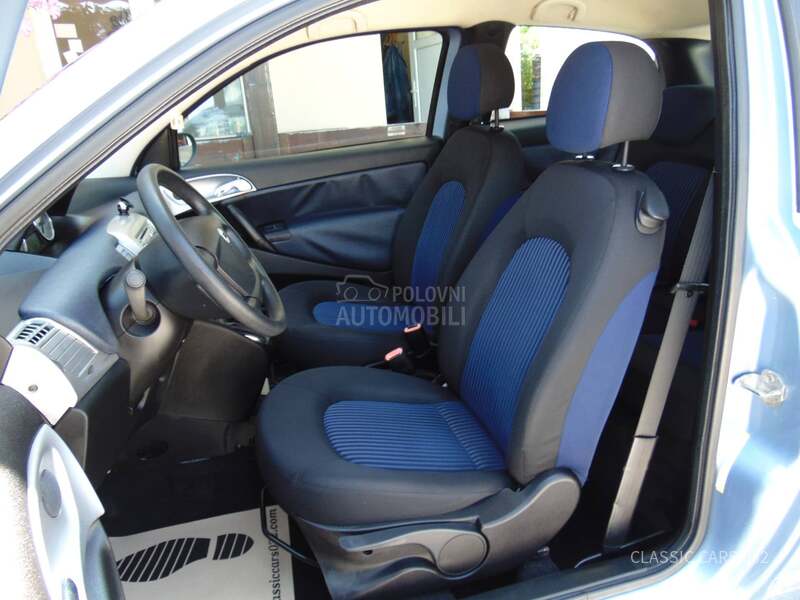 Lancia Ypsilon 1.2 8V