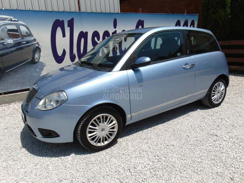 Lancia Ypsilon 1.2 8V