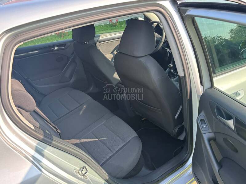 Volkswagen Golf 6 1.6 Trendline