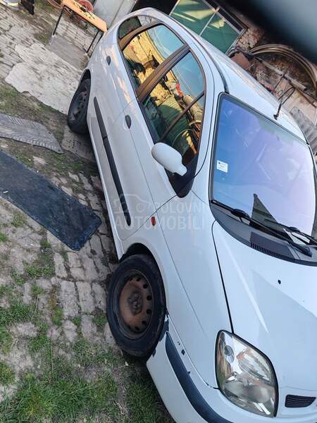 Renault Scenic 1.9 DTI
