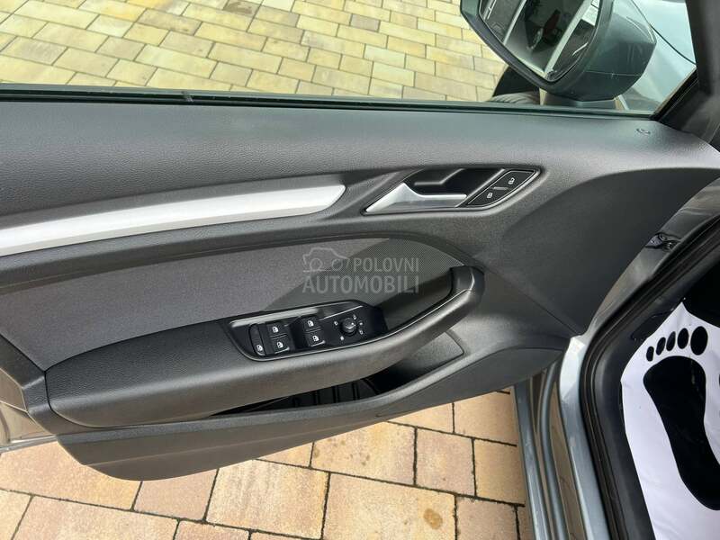 Audi A3 1.6 TDI S-TRONIC