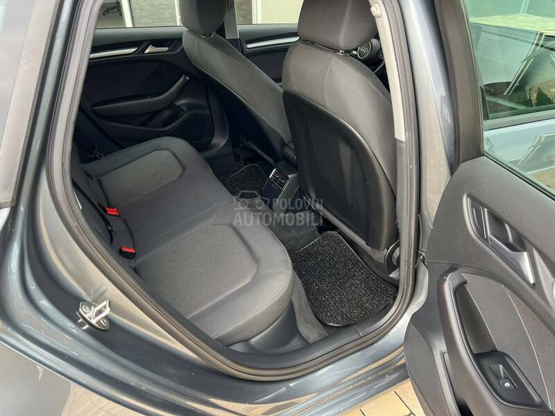 Audi A3 1.6 TDI S-TRONIC