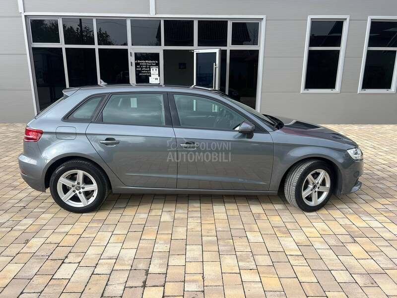 Audi A3 1.6 TDI S-TRONIC