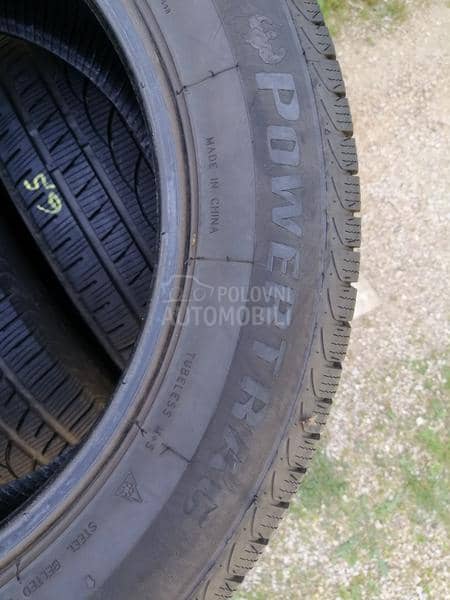 Ostalo 235/55 R17 Zimska