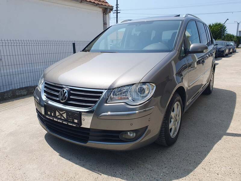 Volkswagen Touran 1.4TSI DSG CH