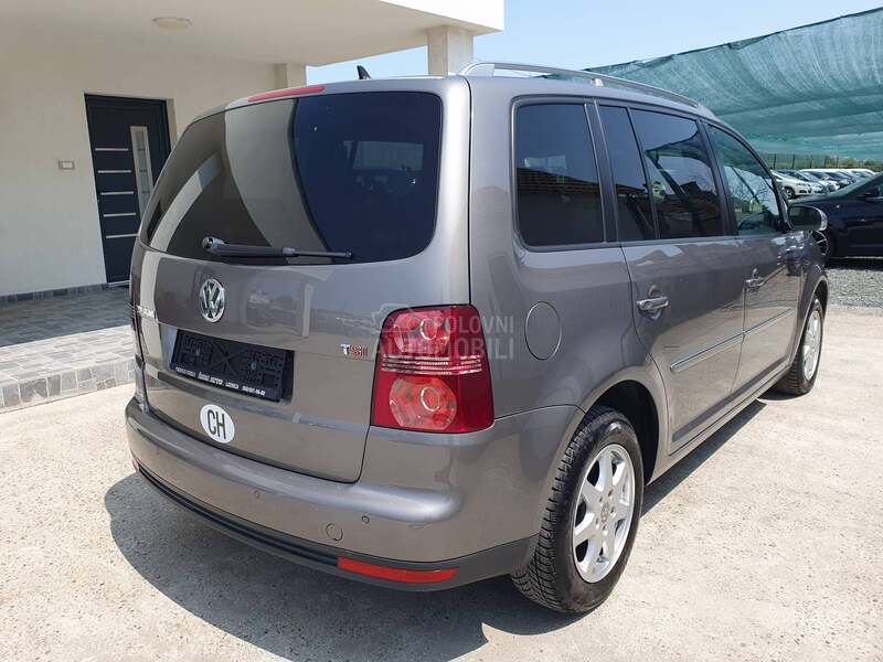 Volkswagen Touran 1.4TSI DSG CH