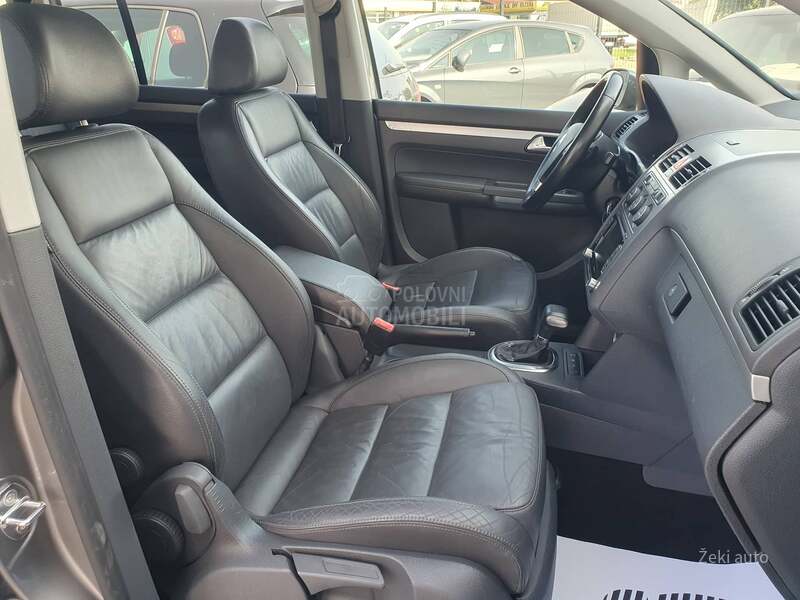 Volkswagen Touran 1.4TSI DSG CH