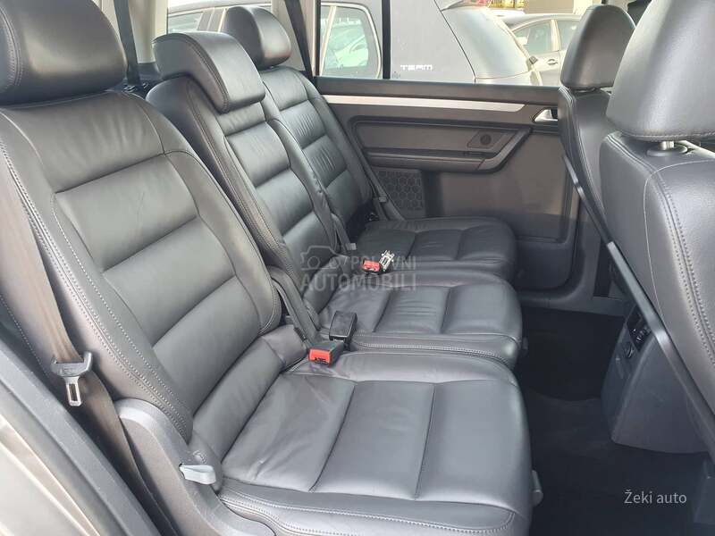 Volkswagen Touran 1.4TSI DSG CH