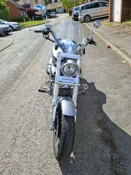 Hyosung GV650 aquila