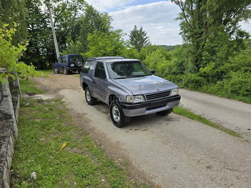 Opel Frontera 