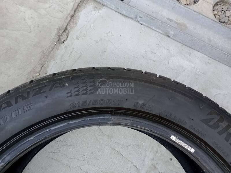 Bridgestone 215/50 R17 Letnja