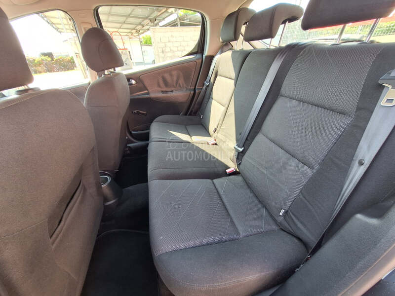 Peugeot 207 1.6