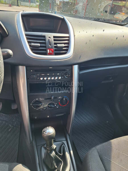 Peugeot 207 1.6