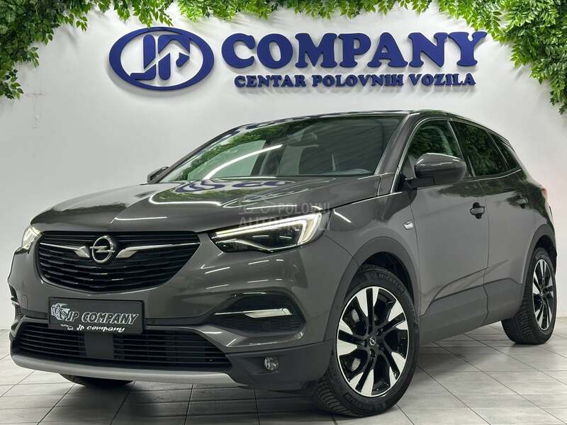 Opel Grandland X 1.2 i INNOVATION