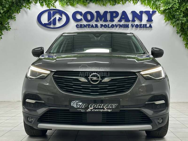 Opel Grandland X 1.2 i INNOVATION