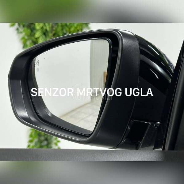 Opel Grandland X 1.2 i INNOVATION