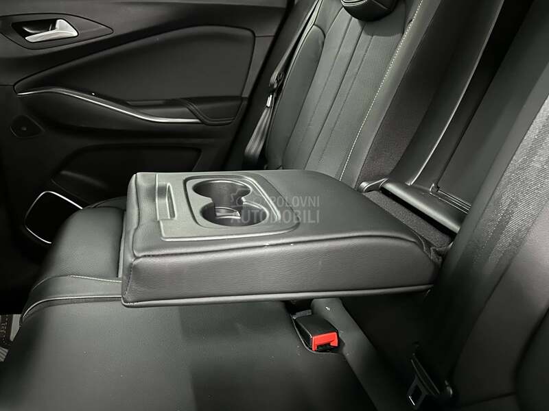 Opel Grandland X 1.2 INNOVATION