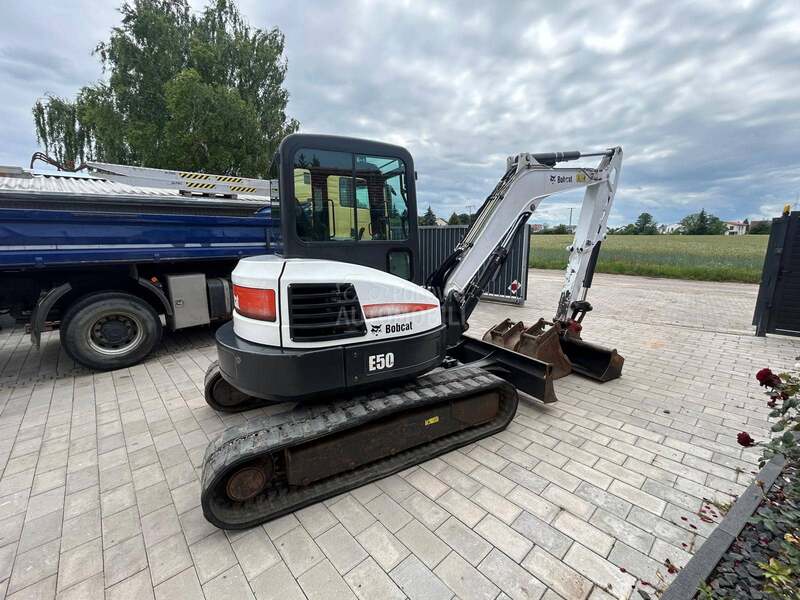 Bobcat E50 2014god.