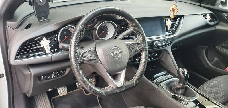Opel Insignia Opc Line