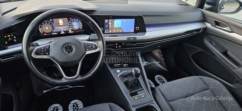 Volkswagen Golf 8 1.5 TSI