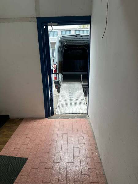 Rampa za kombi, Invalide.
