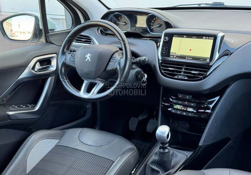 Peugeot 2008 Puretech/Allure/130k