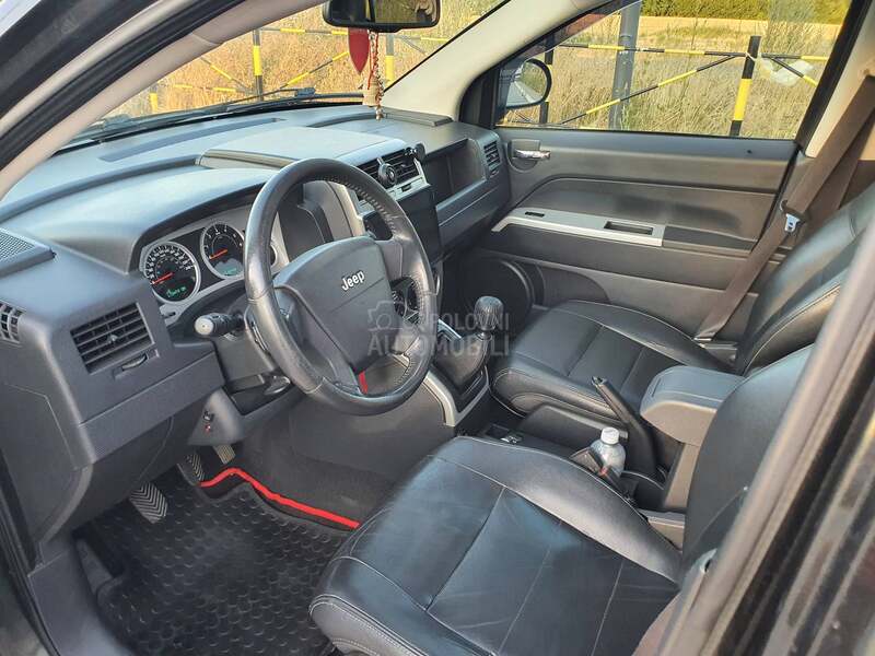 Jeep Compass 2.0  Limited Č.iTaj