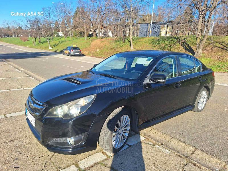 Subaru Legacy 2.0 Boxer, AWD