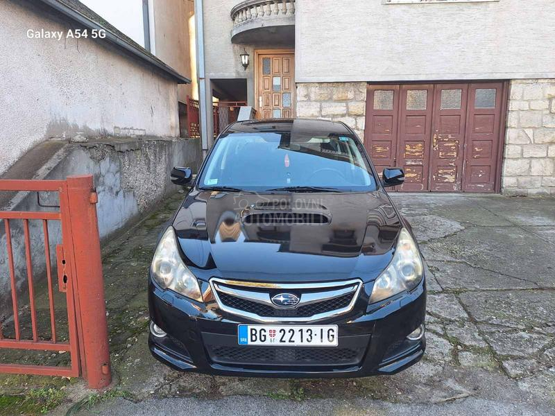 Subaru Legacy 2.0 Boxer, AWD