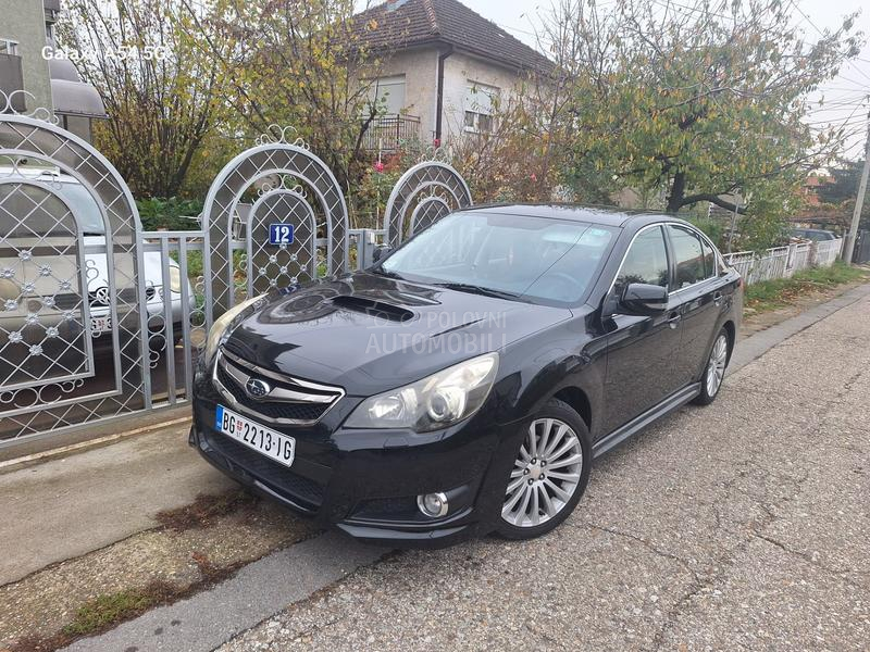 Subaru Legacy 2.0 Boxer, AWD