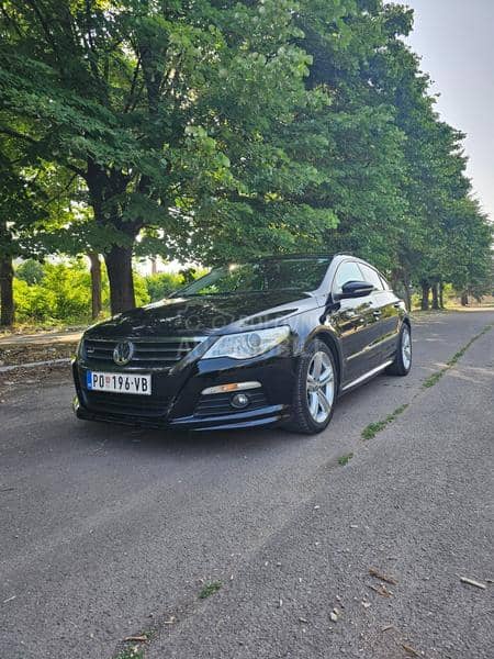 Volkswagen Passat CC 2.0 R line