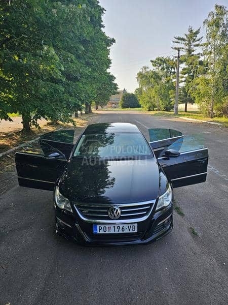 Volkswagen Passat CC 2.0 R line