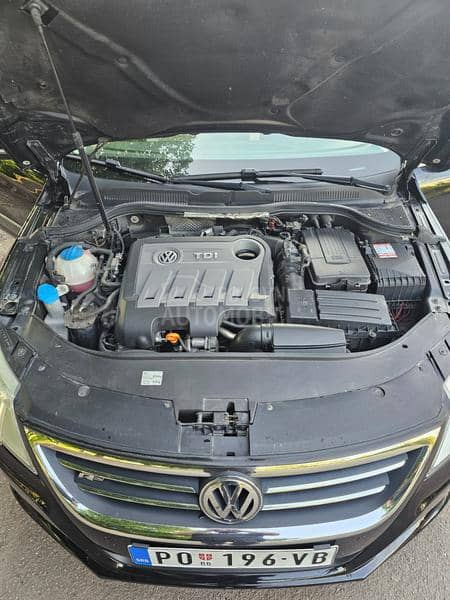 Volkswagen Passat CC 2.0 R line