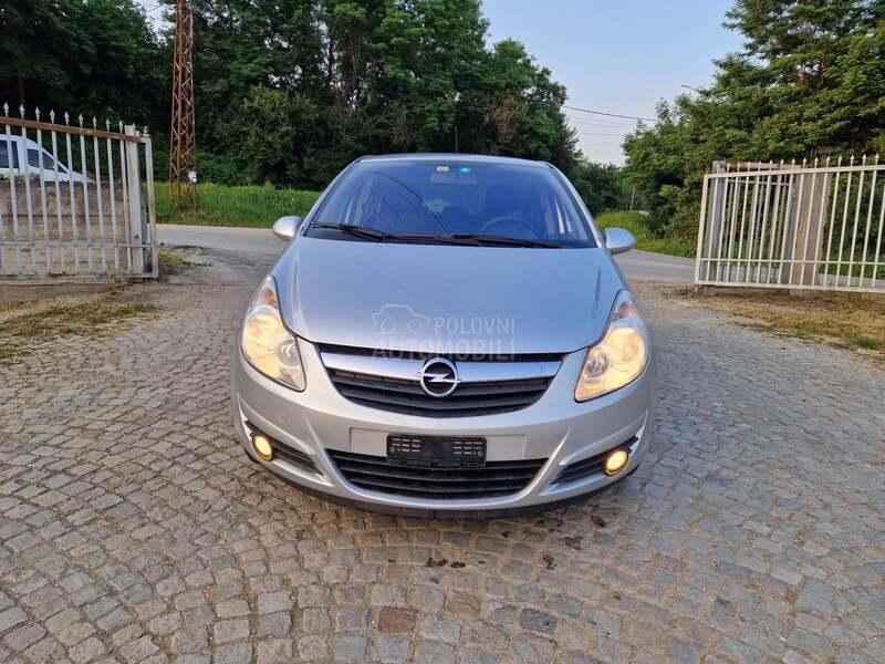 Opel Corsa D 1.4i