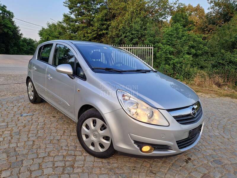 Opel Corsa D 1.4i