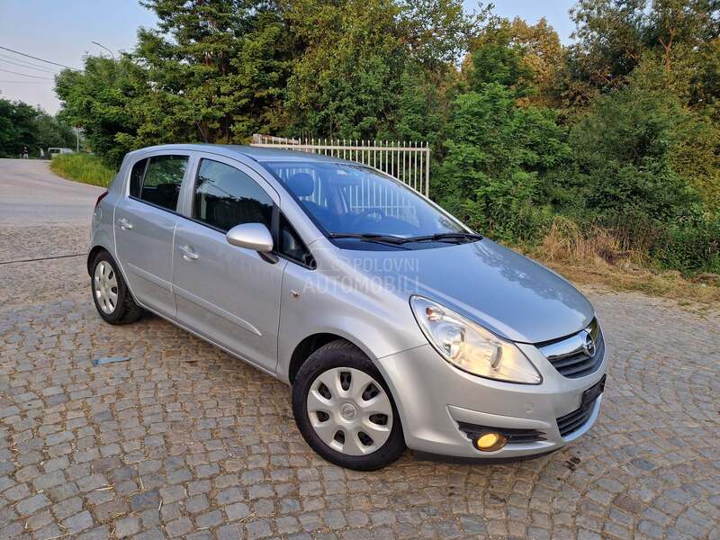 Opel Corsa D 1.4i