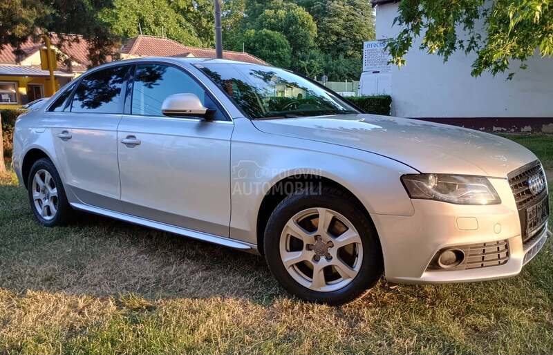 Audi A4 Nov set kvacila