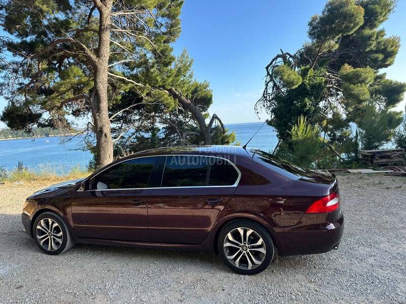Škoda Superb 1.9 TDI ELEGANCE