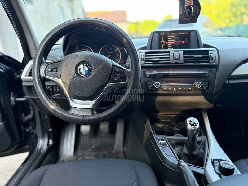 BMW 118 