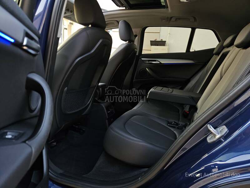 BMW X2 2.0/Luxury Line/Pano