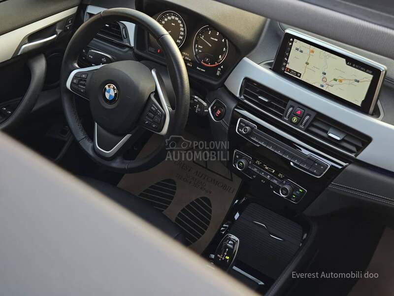 BMW X2 2.0/Luxury Line/Pano