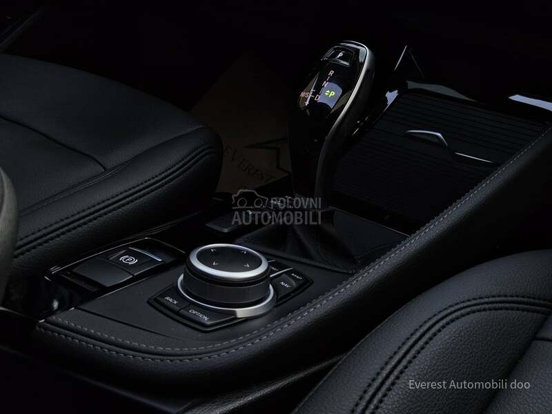 BMW X2 2.0/Luxury Line/Pano