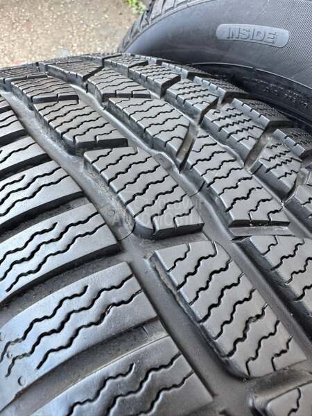 Continental 215/60 R16 Zimska