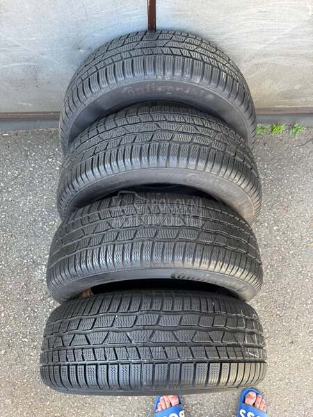 Continental 215/60 R16 Zimska