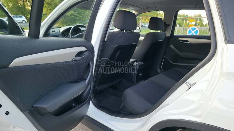 BMW X1 18d NAVl S-Drive