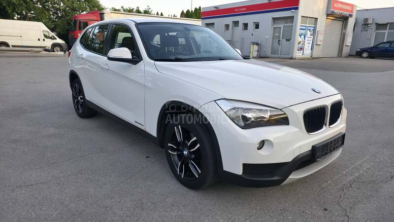 BMW X1 18d NAVl S-Drive